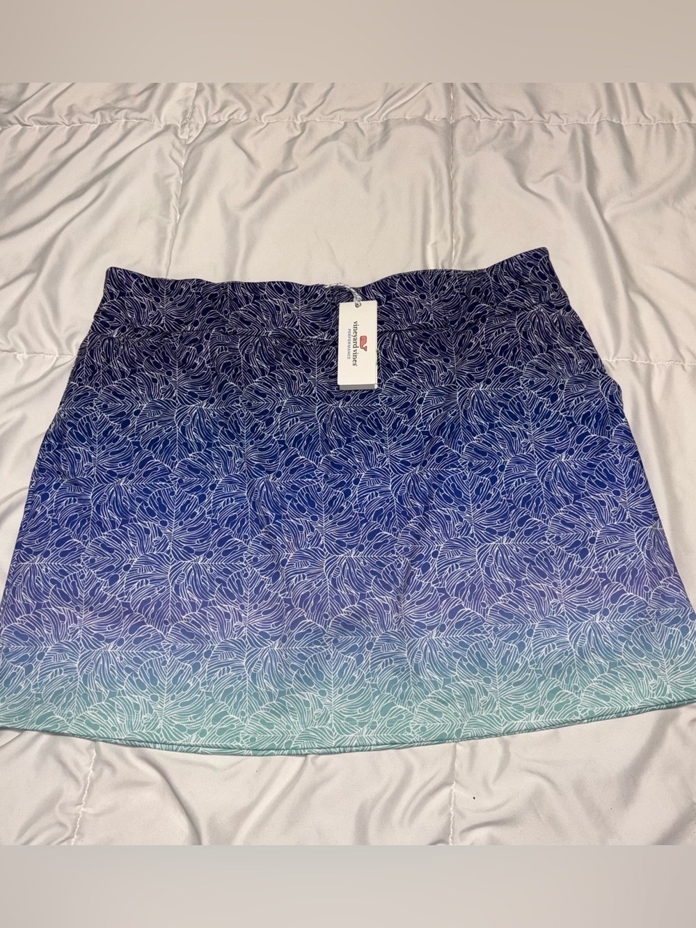 NEW! Vineyard Vines XL Teal Aqua and Navy Golf Performance Skort
